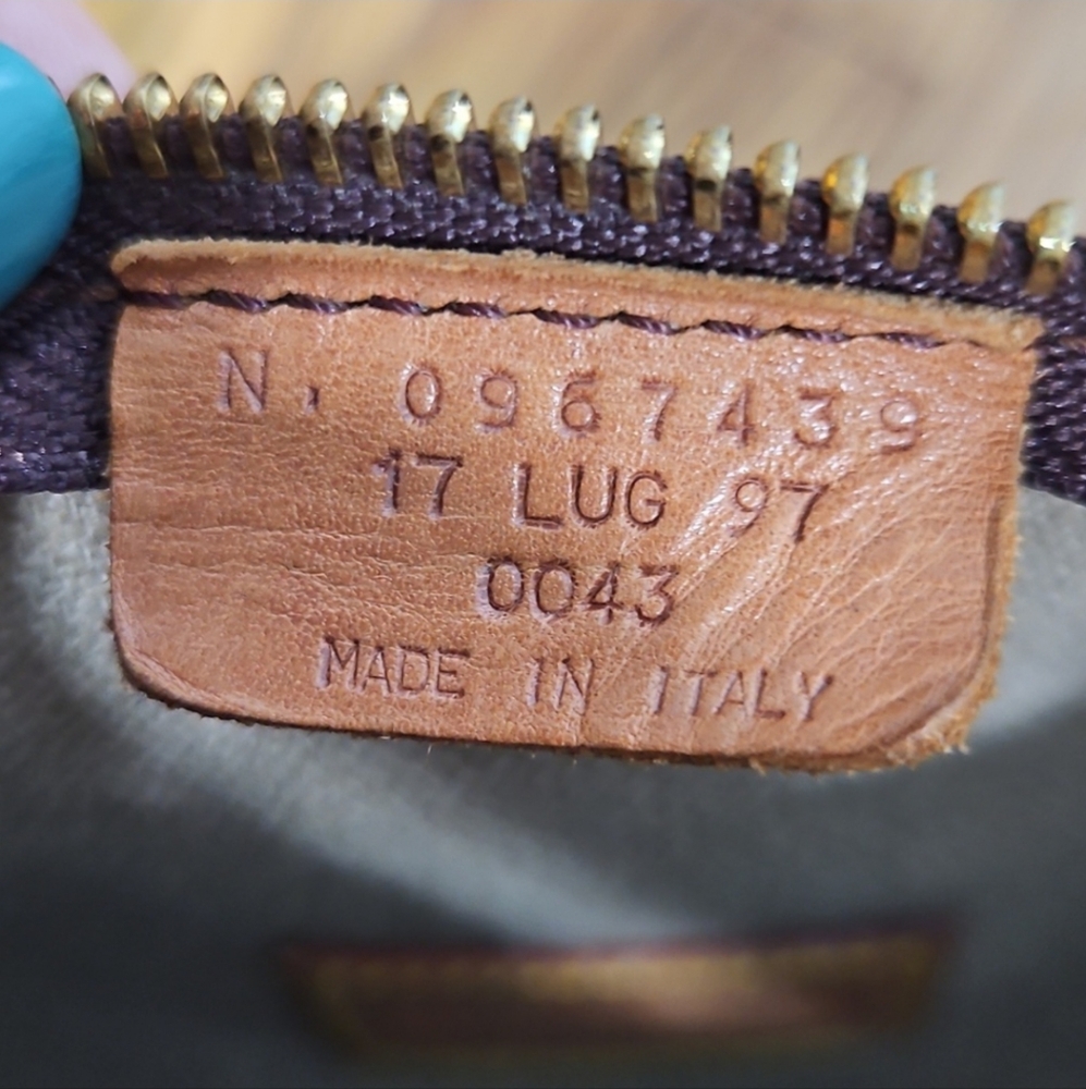 Etro Vintage 1997 Mini Barrel Bag (EUC) - Picture 11 of 16